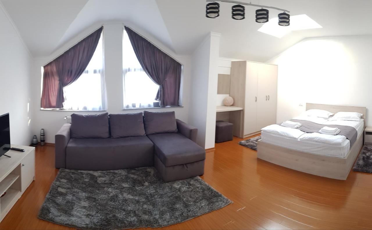 Casa Montis Hotell Borşa Exteriör bild