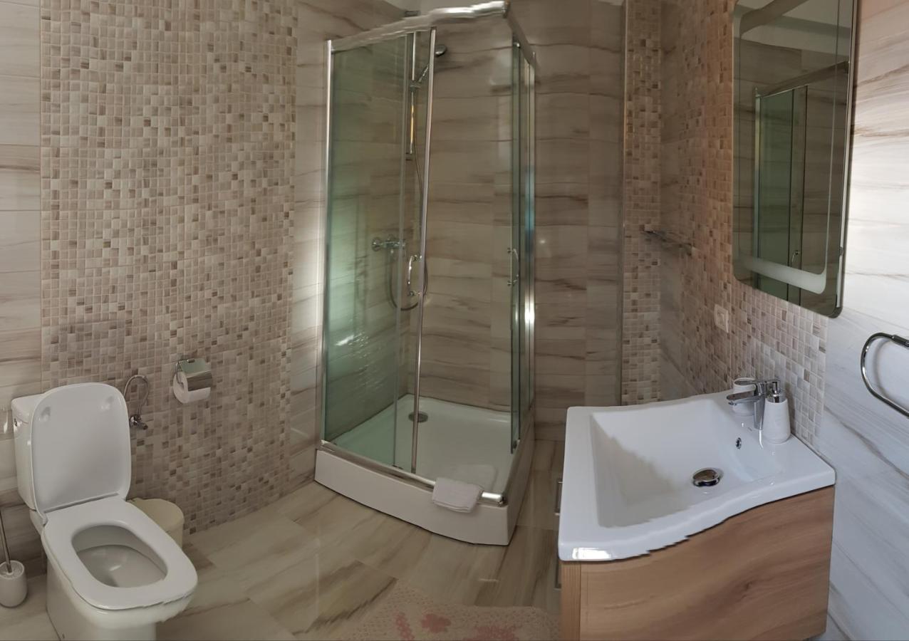Casa Montis Hotell Borşa Exteriör bild